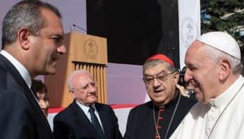 Incontro tra papa Francesco, Luigi de Magistris, Vincenzo De Luca e il cardinale Sepe