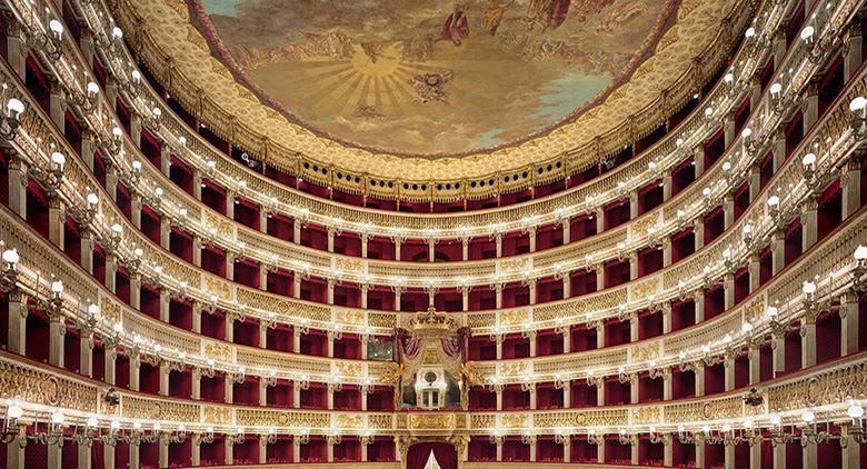 Teatro San Carlo, Manfredi: “Necessari sostegni pubblici e privati”