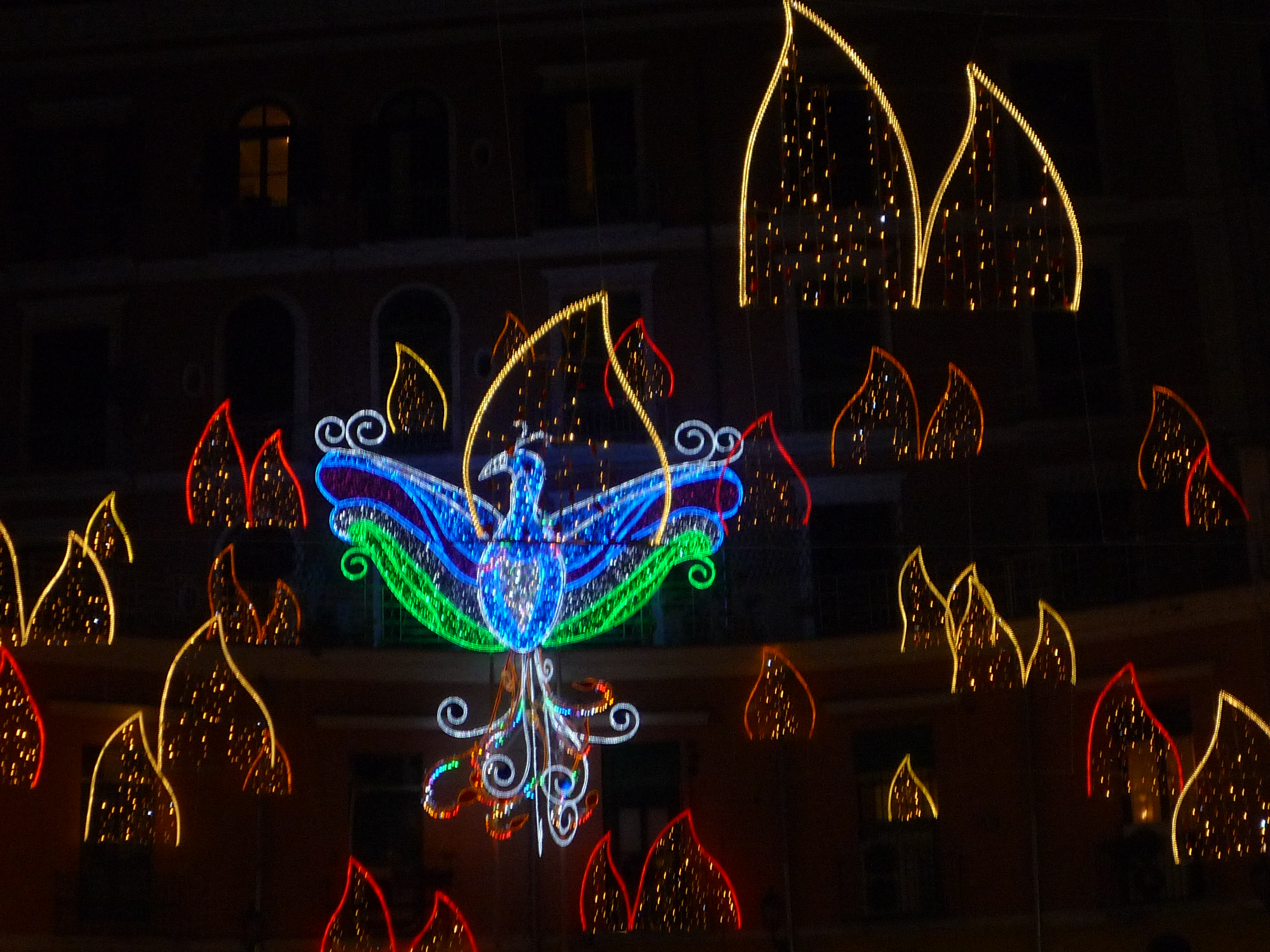 Addobbi Natalizi Napoli.Luminarie Natalizie Le Piu Belle In Campania La Bussola