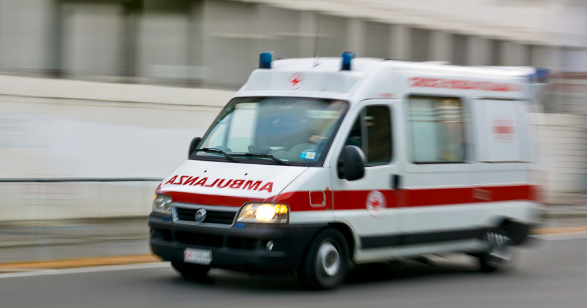 Ospedale Ambulanza Napoli