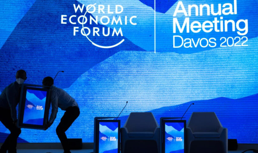 Forum di Davos: Von Der Leyen accusa Putin ma tiene le porte aperte ad una Russia democratica