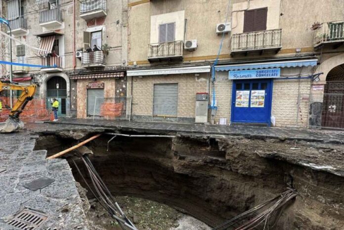 Voragine Secondigliano