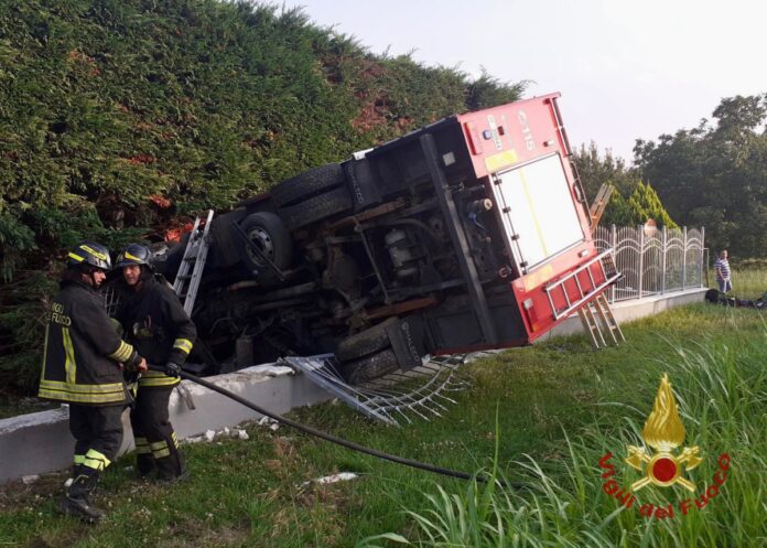 Morto Vigile del Fuoco