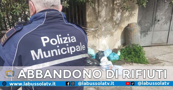 ARZANO Abbandono Rifiuti