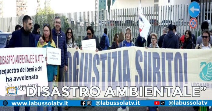 PELLINI ACERRA MANIFESTAZIONE TRIBUNALE NAPOLI