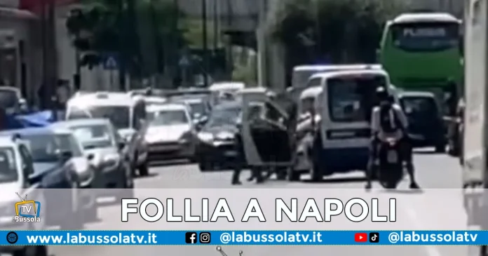 RUBA FURGONE POLIZIA LOCALE NAPOLI