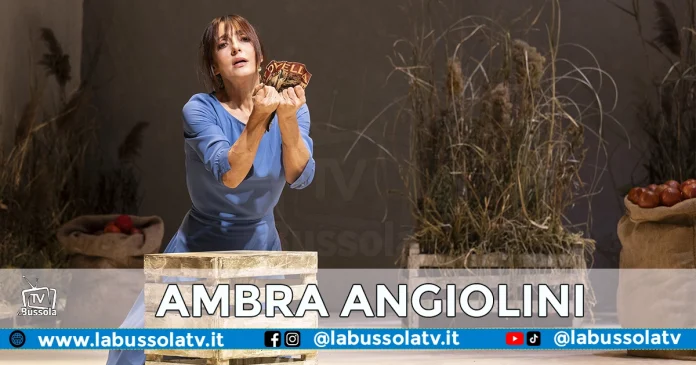 AMBRA ANGIOLINI