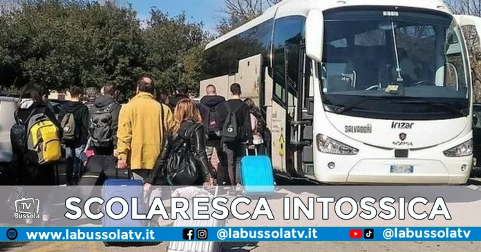 SCOLARESCA INTOSSICATA NAPOLI