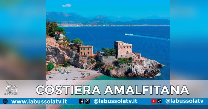 NUOVA GUIDA ALLE SPIAGGE DELLA COSTIERA AMALFITANA