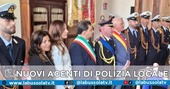AFRAGOLA NUOVI AGENTI POLIZIA LOCALE
