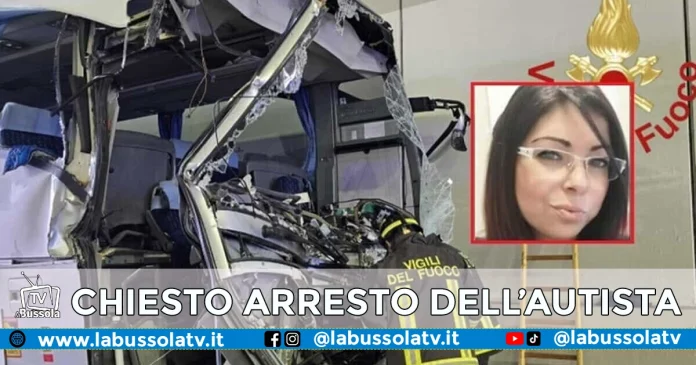 DOMENICA RUSSO MAESTRA