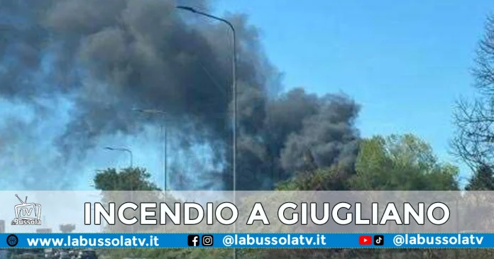 INCENDIO GIUGLIANO