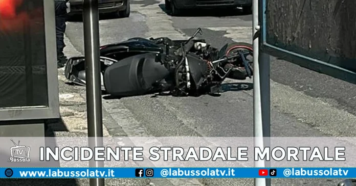 NAPOLI INCIDENTE STRADALE