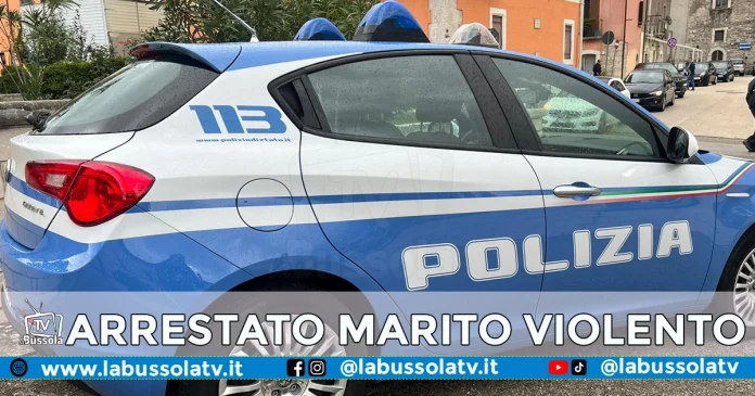 BENEVENTO Minaccia moglie e poliziotti BENEVENTO Minaccia moglie e poliziotti