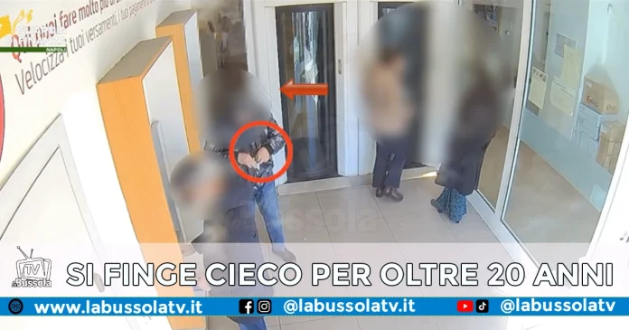 CASTELLAMMARE DI STABIA FINTO CIECO