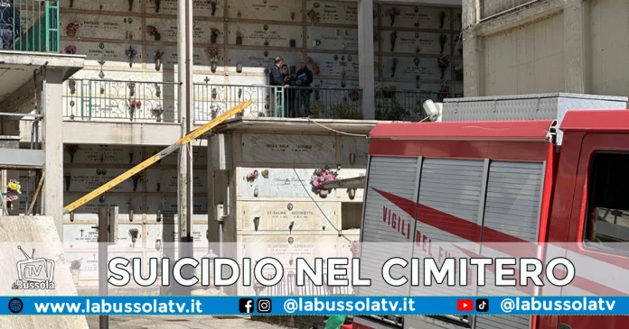 SUICIDIO CIMITERO AVELLINO