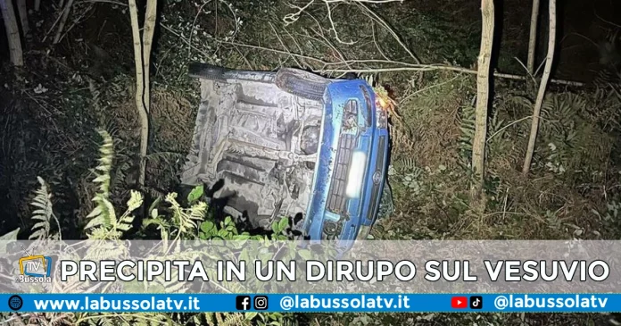PRECIPITA IN UN DIRUPO SUL VESUVIO
