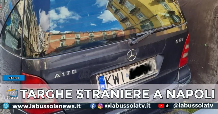 TARGHE STRANIERE NAPOLI