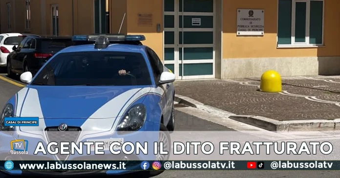 POLIZIOTTO DITO FRATTURATO