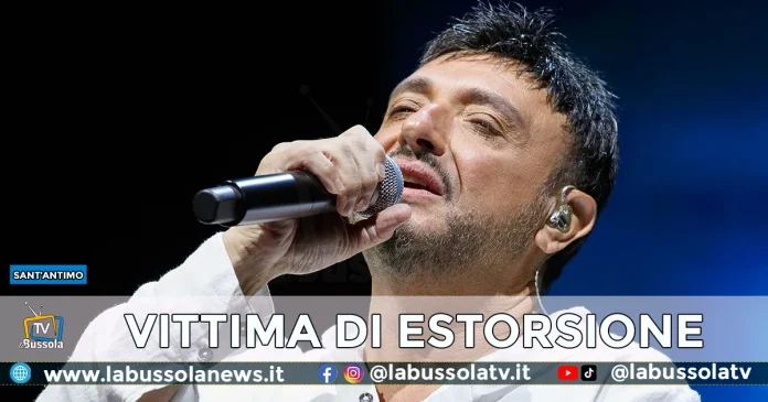 GIGI FINIZIO ESTORSIONE