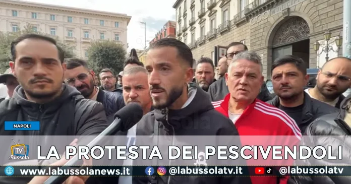 NAPOLI PROTESTA PESCIVENDOLI