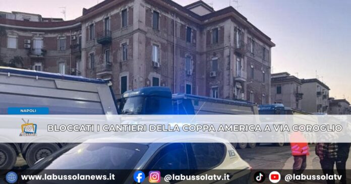 Sgomberati a Napoli bloccano camion diretti al cantiere della Coppa America “Vibrazioni accentuano danni a palazzi”