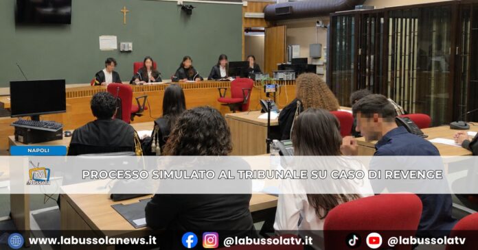 Napoli studenti del liceo Elsa Morante di Scampia e l’istituto Cartesio di Villaricca al Palazzo di giustizia per processo simulato