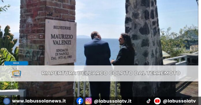 Riaperta dopo scossa terremoto l’arcata del belvedere di Baia, presenti il capo della Protezione Civile Ciciliano e il Sindaco Della Ragione