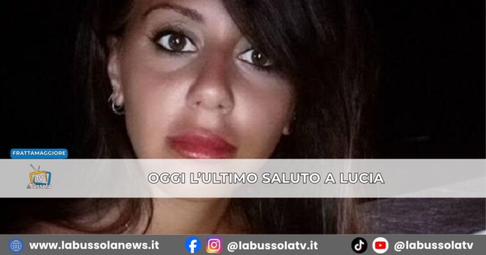 Frattamaggiore si ferma per l'ultimo saluto a Lucia Cavaliere oggi i funerali nella Basilica di San Sossio