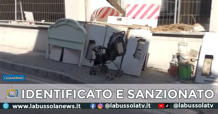Casandrino rifiuti ingombranti in strada