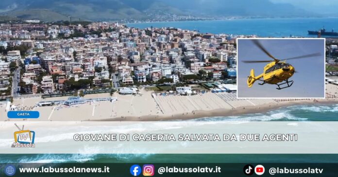 Gaeta, giovane si accascia tra le onde soccorsa da due agenti di Aversa e Afragola