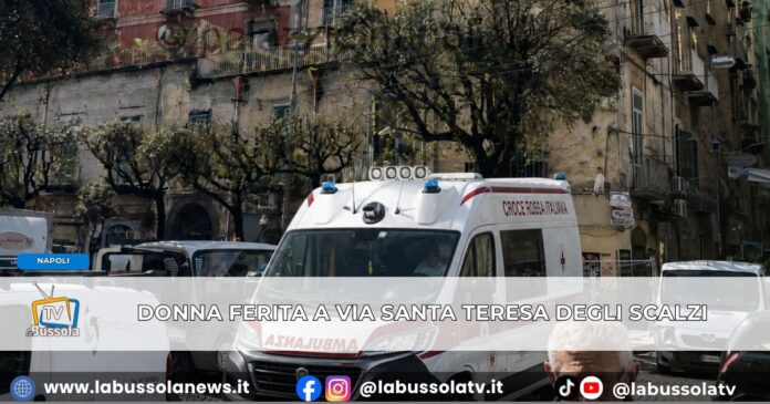 Napoli 47enne di Bergamo soccorsa in via Santa Teresa degli Scalzi con ferita alla testa, indagano i Carabinieri