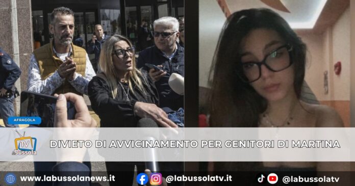 Omicidio Martina Carbonaro, divieto di avvicinamento a famiglia e braccialetto elettronico dell'ex per genitori della 14enne