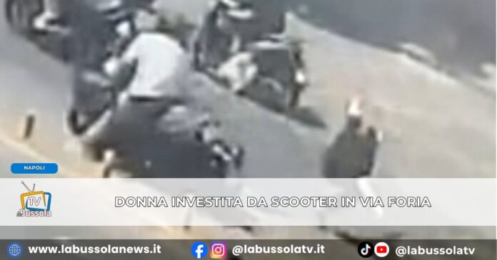 VIDEO - Napoli, donna travolta sulle strisce pedonali in via Foria trasportata d’urgenza in ospedale