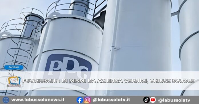 Fuoriuscita di miasmi in un azienda di vernici a Caivano, sequestro preventivo delle cisterne. chiuse scuole e parchi pubblici