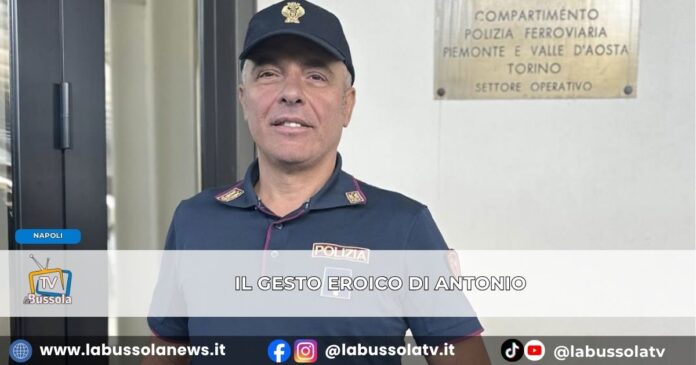Napoli Centrale, donna rischia di soffocare prima di partire poliziotto le salva la vita con la manovra di Heimlich