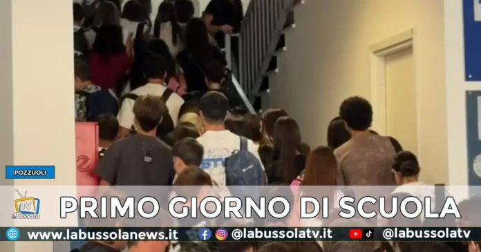 PRIMO GIORNO DI SCUOLA POZZUOLI CAMPANIA