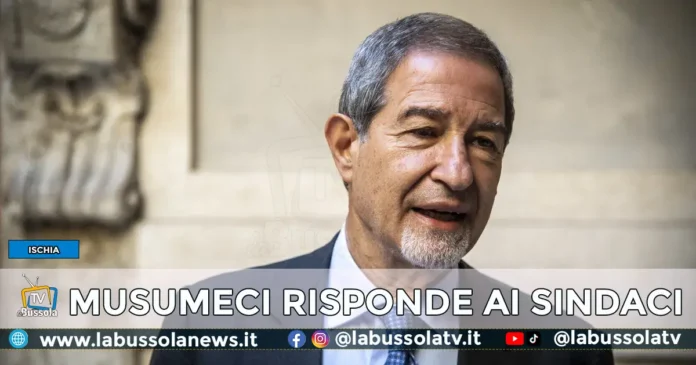 CAMPI FLEGREI - MINISTRO MUSUMECI