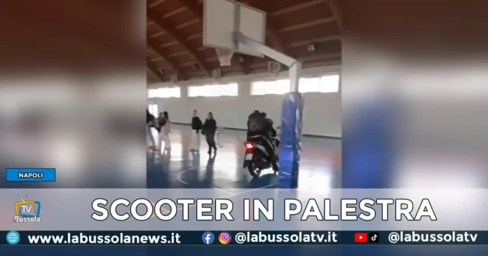 NAPOLI SCOOTER PALESTRA LICEO ROSSINI